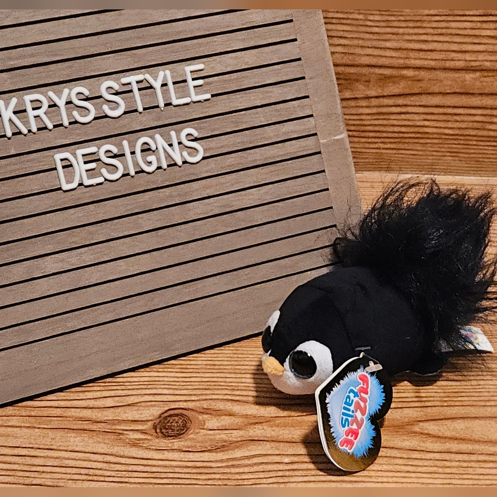 New Fuzzee Tails Flappy PenguinBlack & White Fluffy Tail Plush Toy 9/29